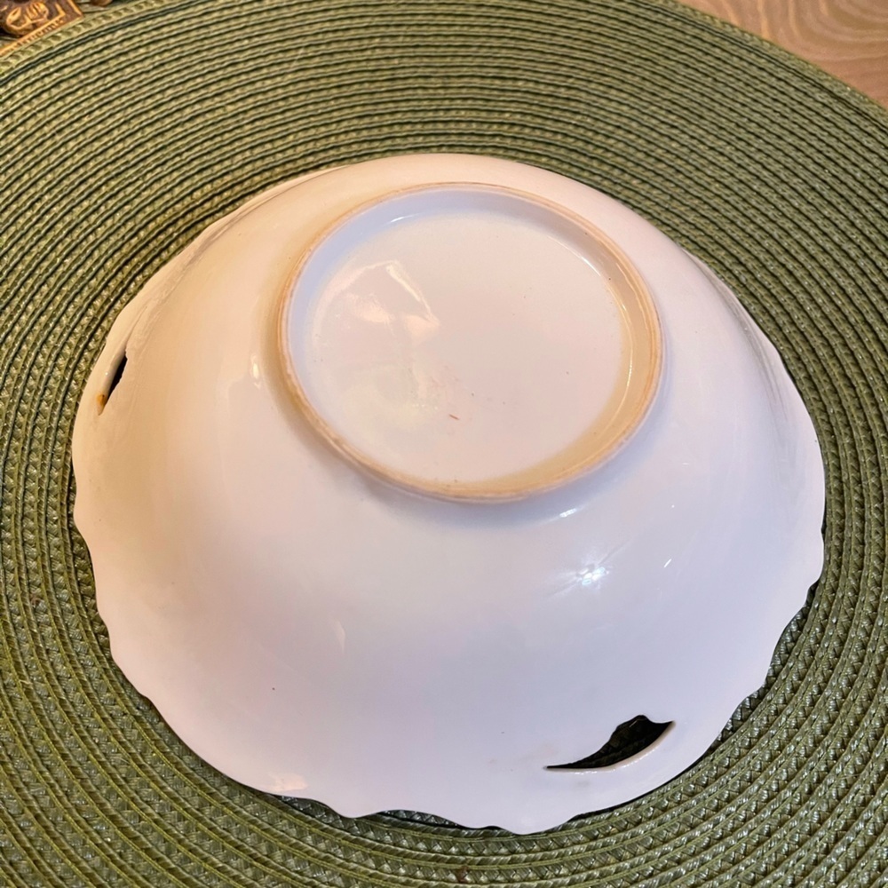 Vintage Ucagco Japan Ceramics Lustreware Holly & Berry Bowl - Picture 4 of 4